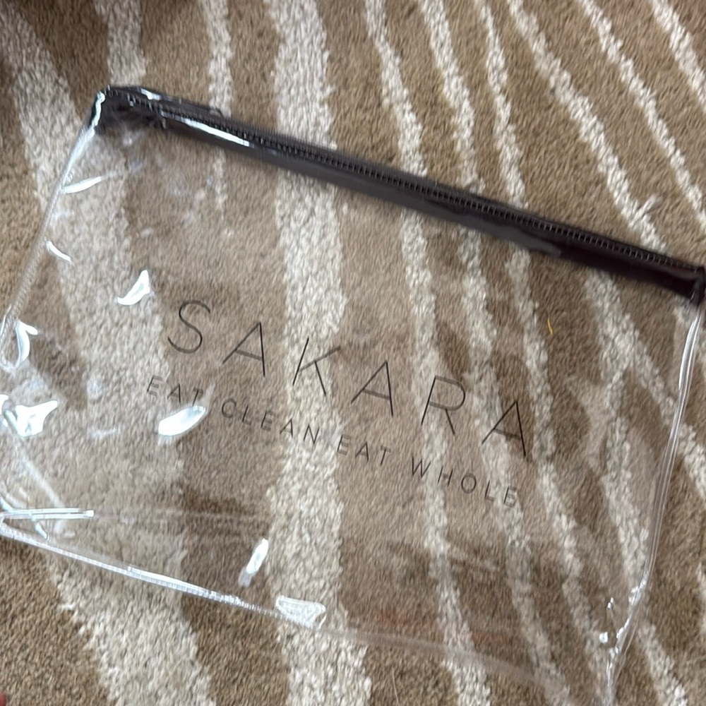 NEW SAKARA clear plastic beauty bag / travel tote
